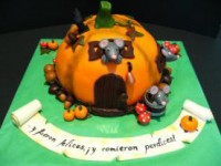 /album/fotogaleria/copia-de-1285774211-124940145-1-fotos-de-cursos-de-tartas-decoradas-con-fondant-1285774211-jpg/